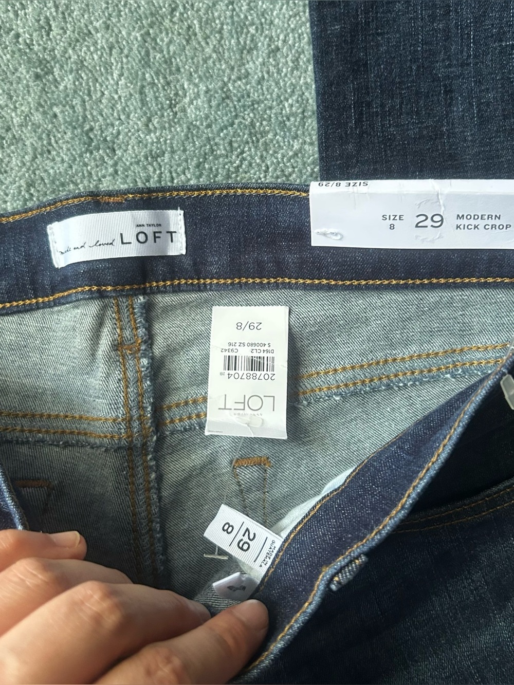 Loft Jeans Modern Kick Crop-NWT - Picture 4 of 5